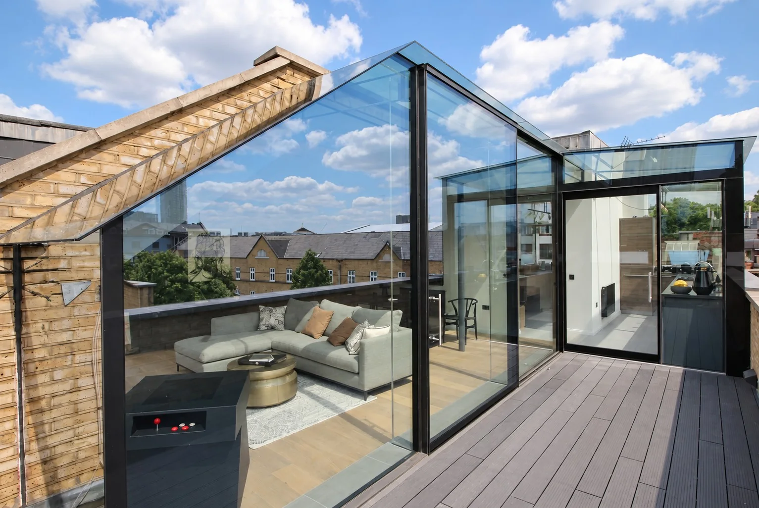 Infiniti FineLine glazed rooftop living space and terrace