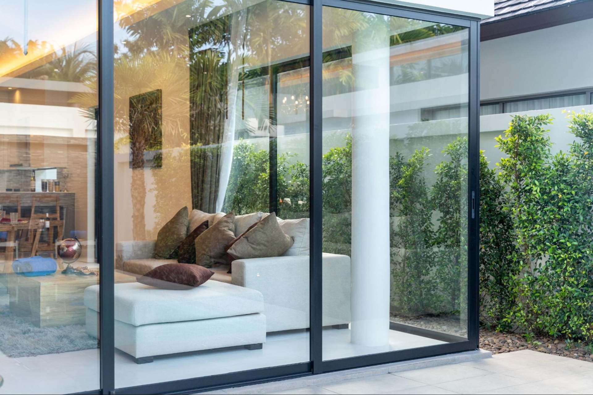 8 Types Of Glass Doors And Their Benefits